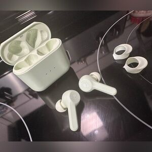 Skull Candy Ear Buds